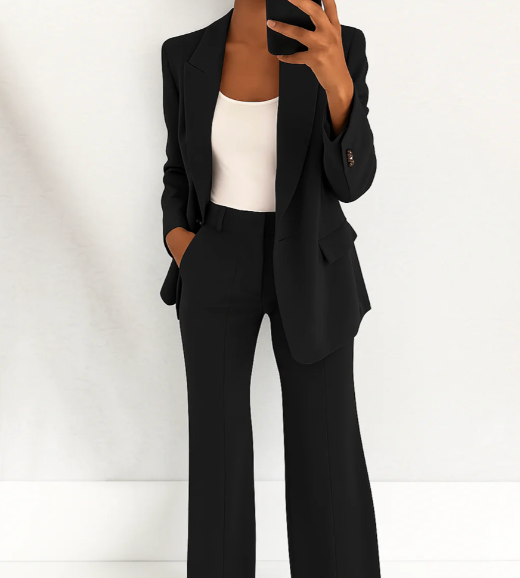 Victoria – Tailored Set
