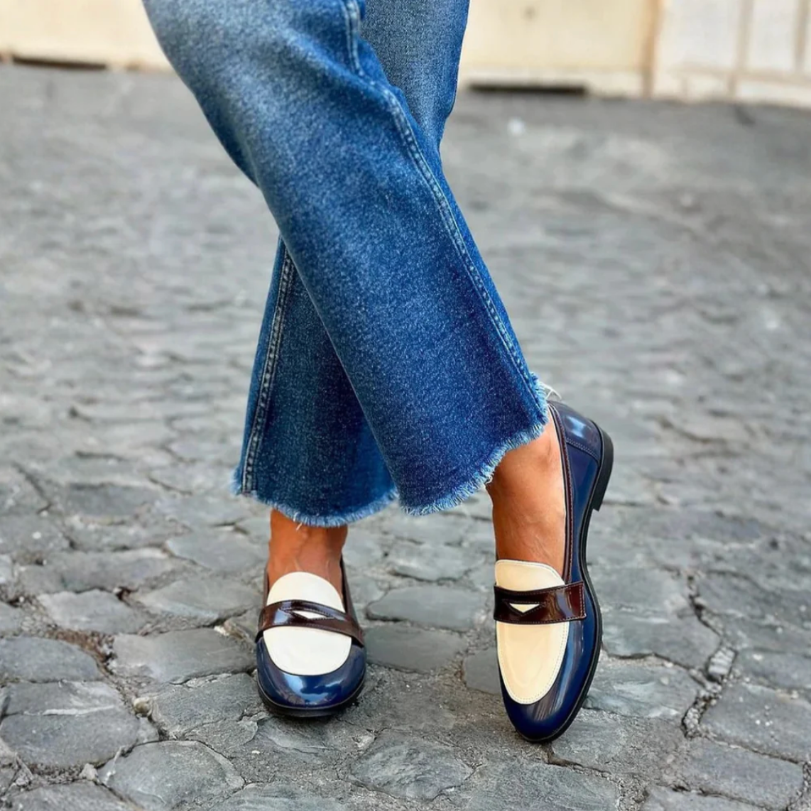 Aurrela | Navy Blue Loafer