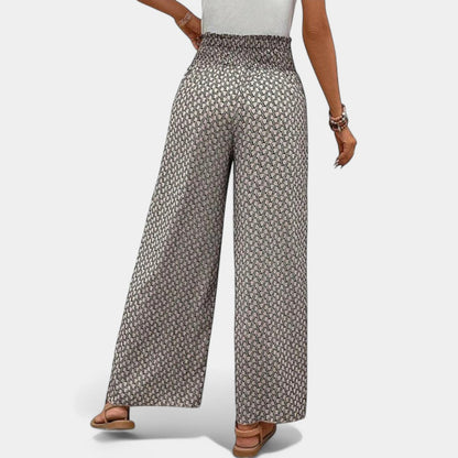 Katherine Flow Bottoms – Polished Style with Everyday Ease