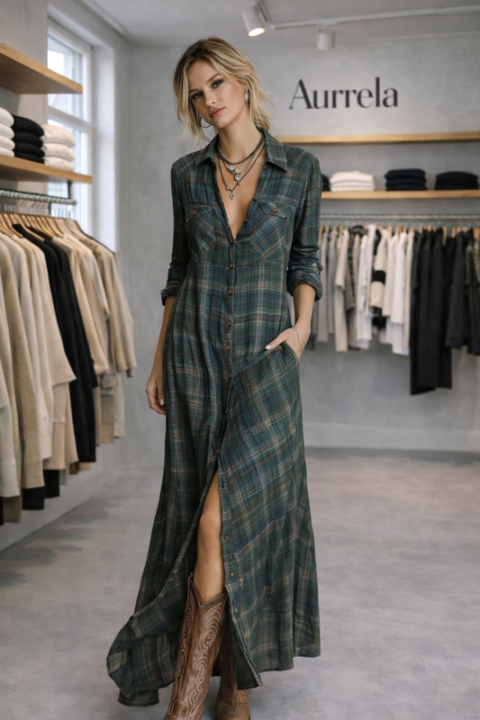 Aurrela – Collared Minimalist Dress