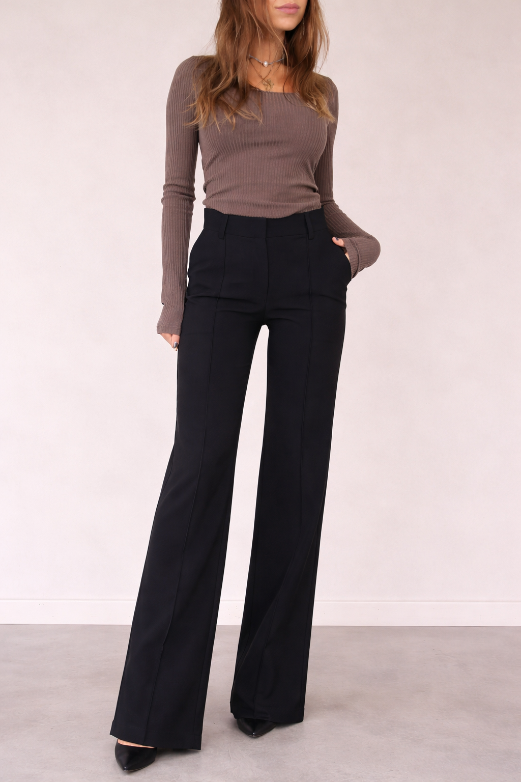 Women’s Straight-Leg Trousers | Timeless