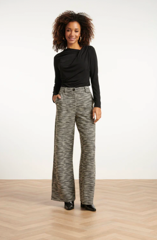 LosvallEnde Zwart Wit Broek Met Wijde Pijpen en Tweedlook Stof | Black White