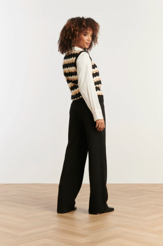 Zigzag Top In Zwarten Zand – Mouwloze Gebreide Spencer | Black - Sand