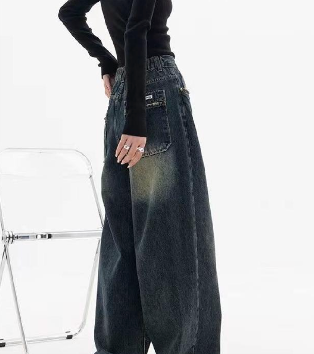 Hilda – Vintage Baggy Boyfriend Jeans with Washed Look