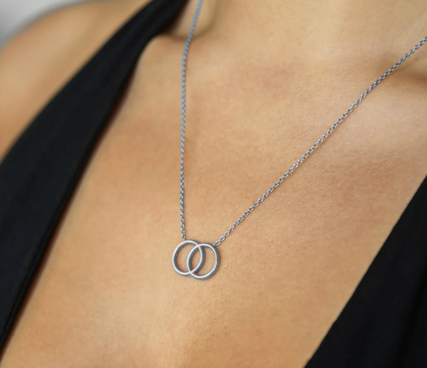 Lorie Necklace | Silver