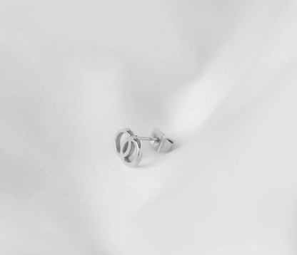 Lorie Earrings – Silver
