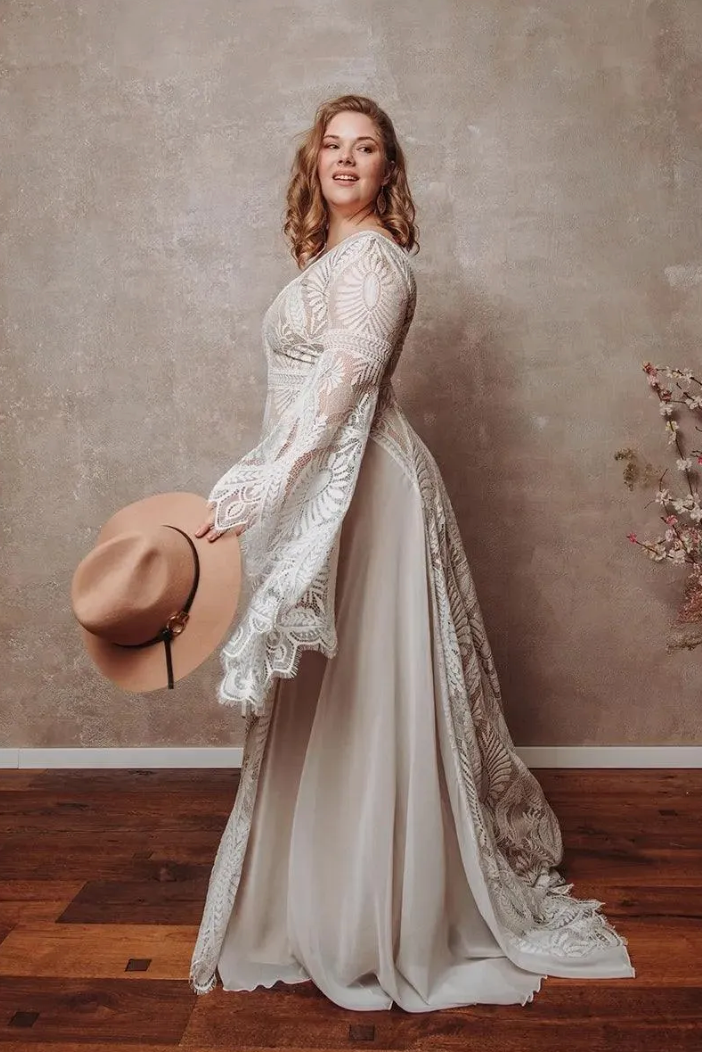 Long-Sleeved Flowing Beach Dress Plus Size | V-Neck Wedding Dress