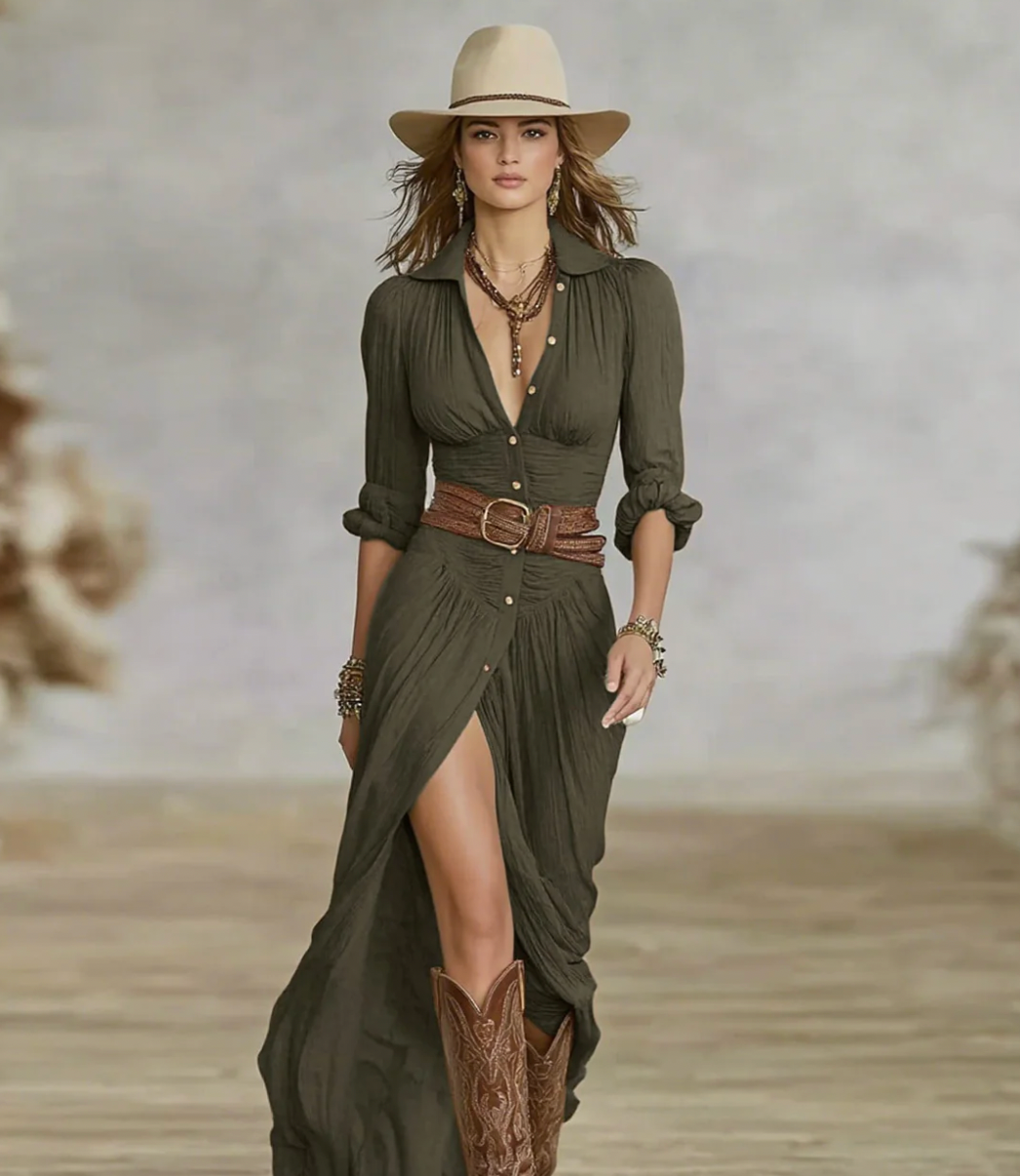 Aurrela | Elegant Pleated Dress