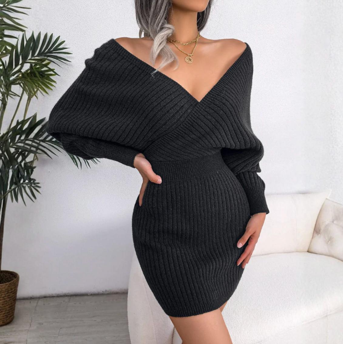 Aurrela | Chic Wrapped V-Neck Long Sleeve Bodycon Mini Dress