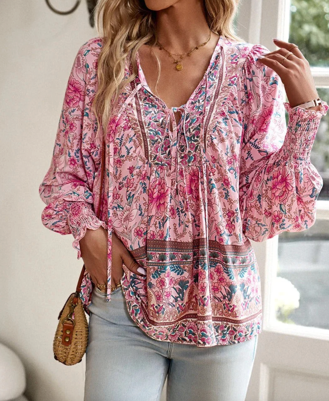 Aurrela | Romantic Blouse
