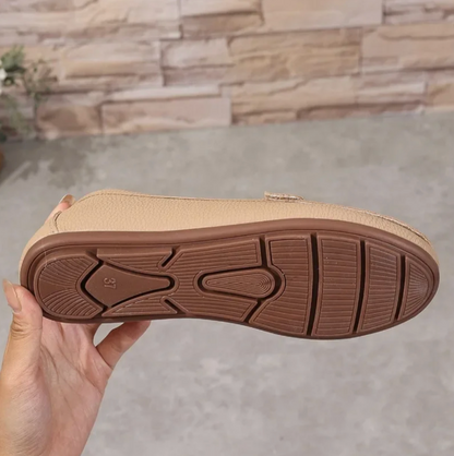 Essential | Loafer