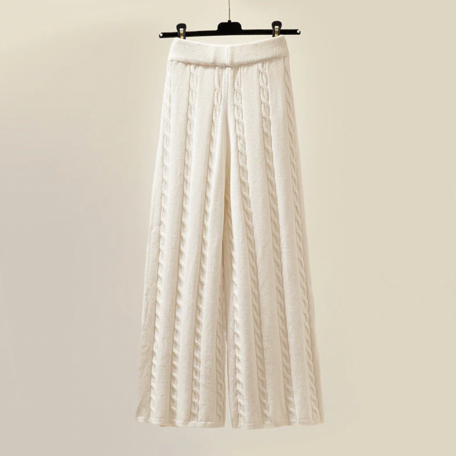 StylishComfort | Aurrela Cozy 3-Piece Set