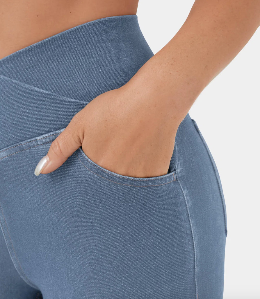 Aurrela | RetroFlare Jeans in Stretch Denim
