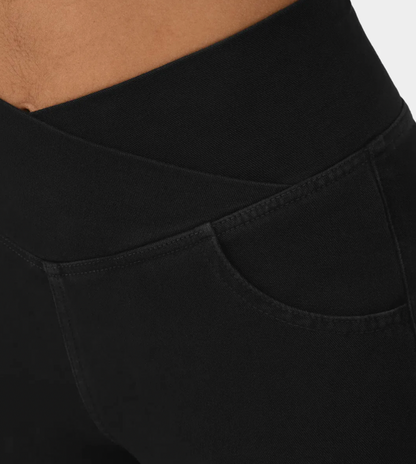 Aurrela | RetroFlare Jeans in Stretch Denim