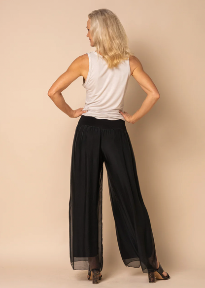 Aurrela | Silk Pants in Onyx