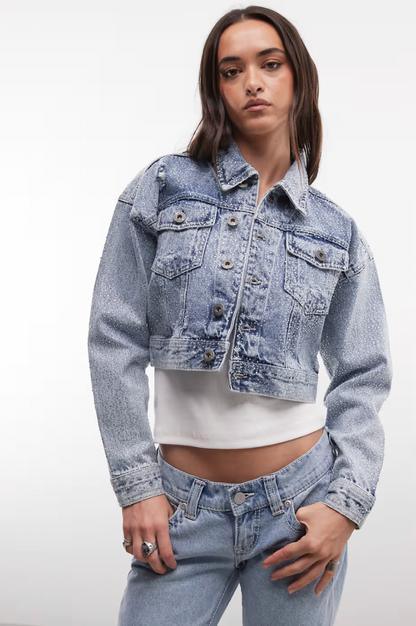 Aurrela | Cropped Distressed Jacket