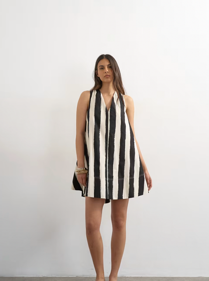 Aurrela | Deep Hem Mini Trapeze Dress in Mono Stripe