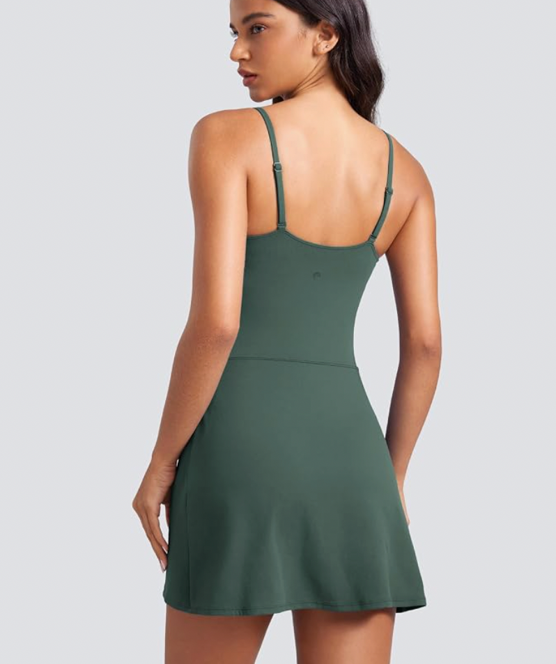 Aurrela YOGA | Sports Outfit with Built-In Shorts and Bra